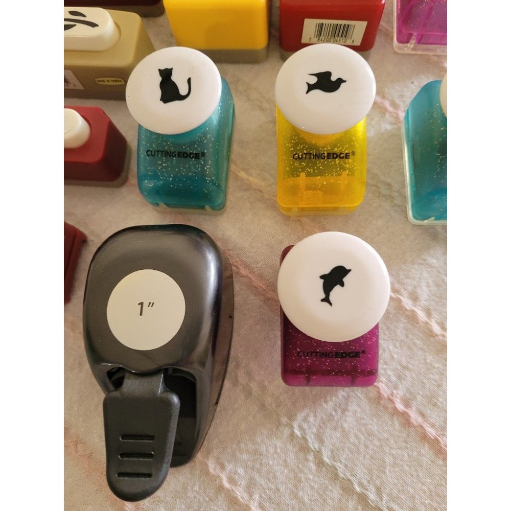 COPY - Arts & Crafts Punches - Picture 4 of 4